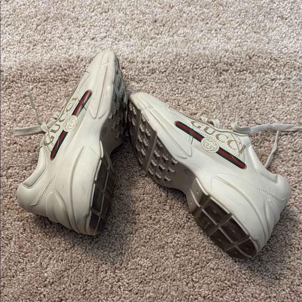 Gucci kid Cream Sneakers - Picture 4 of 5